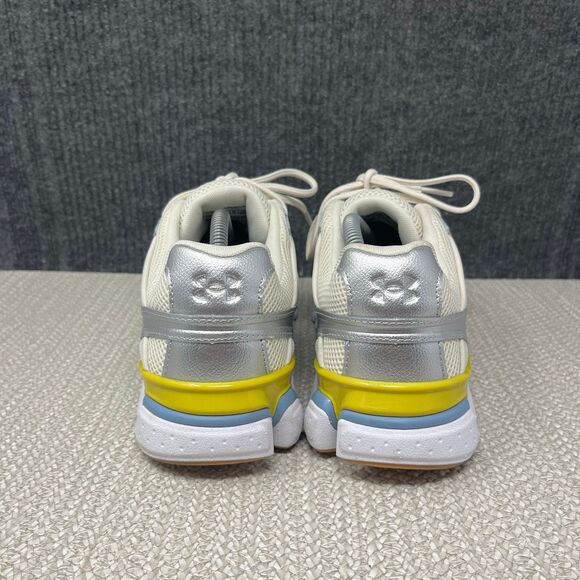 Athletic_Shoes